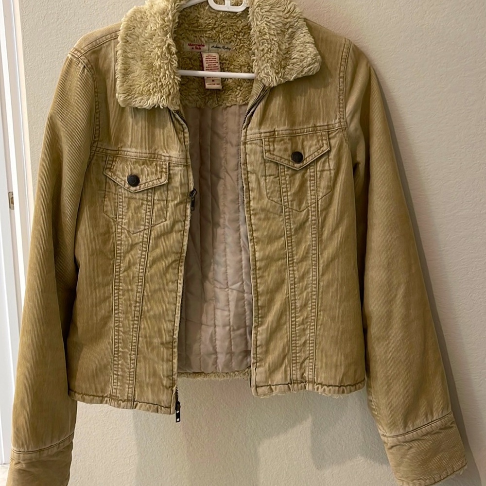Abercrombie M nude jacket